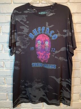 Buffalo David Bitton Men's Black Graphic T-Shirt Size XL runs long